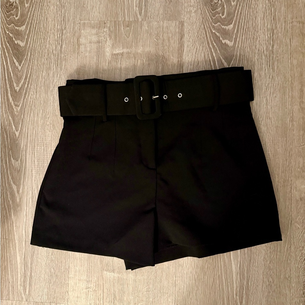 Zara High Rise Belted Shorts - Black